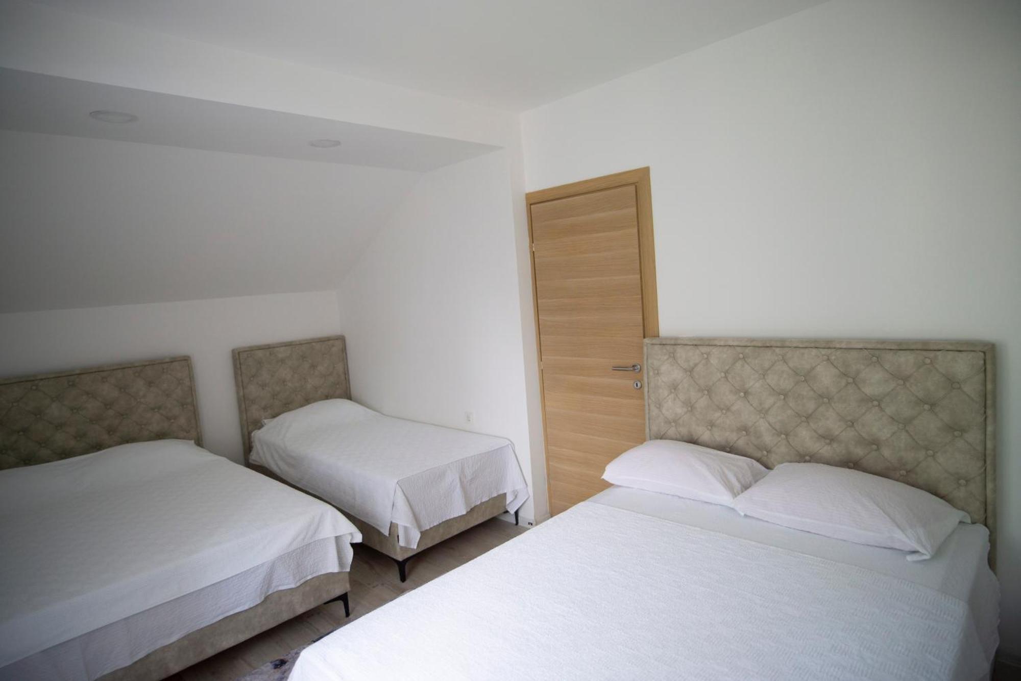 Luxury Apartments Milicevic Trebinje Esterno foto